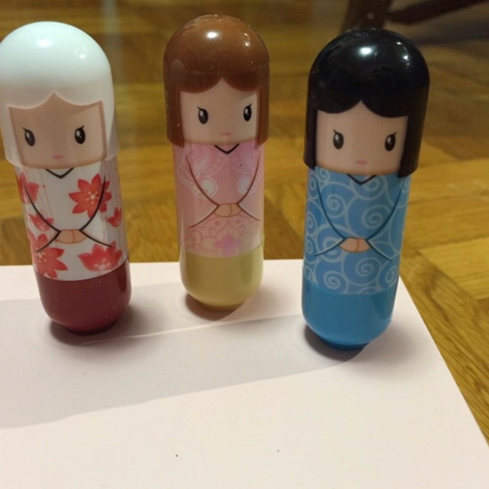 Set / lot of 3 lip gloss Russian doll